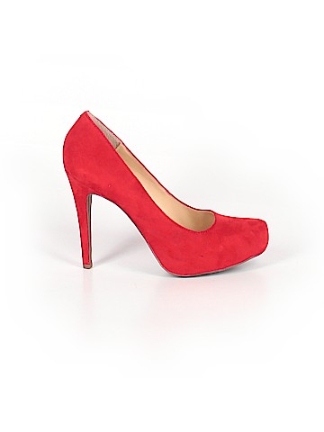 Foot Ware Jessica Simpson, Pointed Toe Platform Pumps