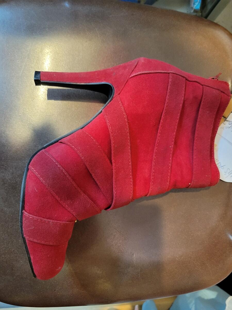 Foot Ware Just Fabulous Ankle Boots