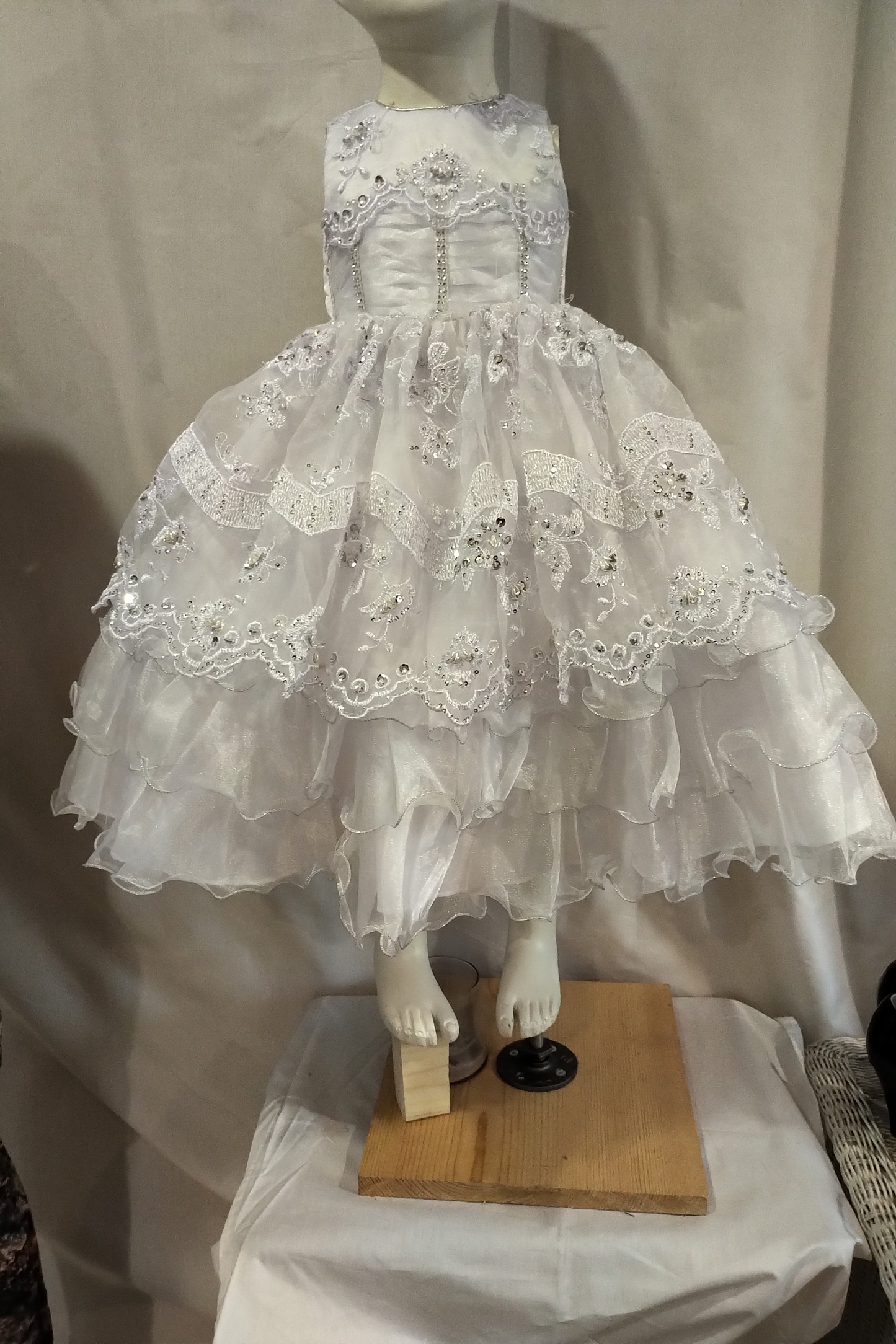 Dress Infant White Gown