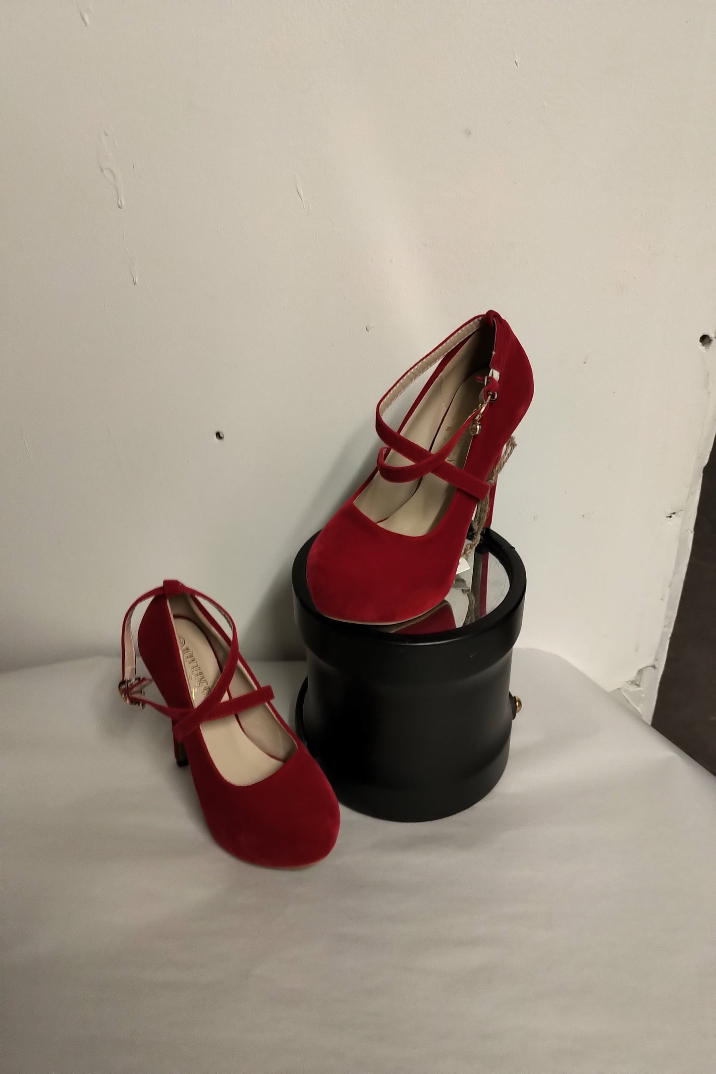 Foot ware Wan Xiang Ren, Platform Heels